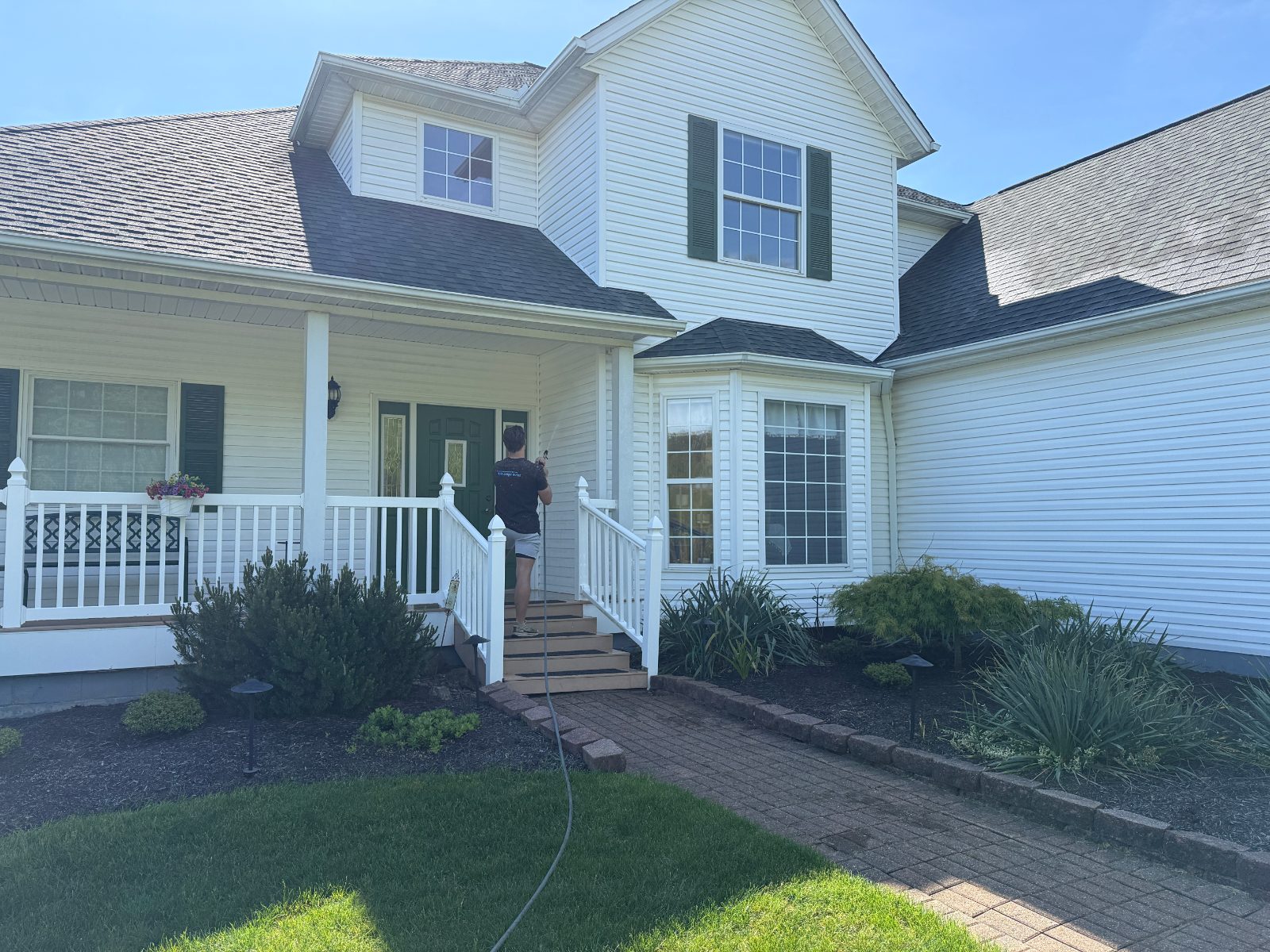 Grime Guyzz full exterior house wash
