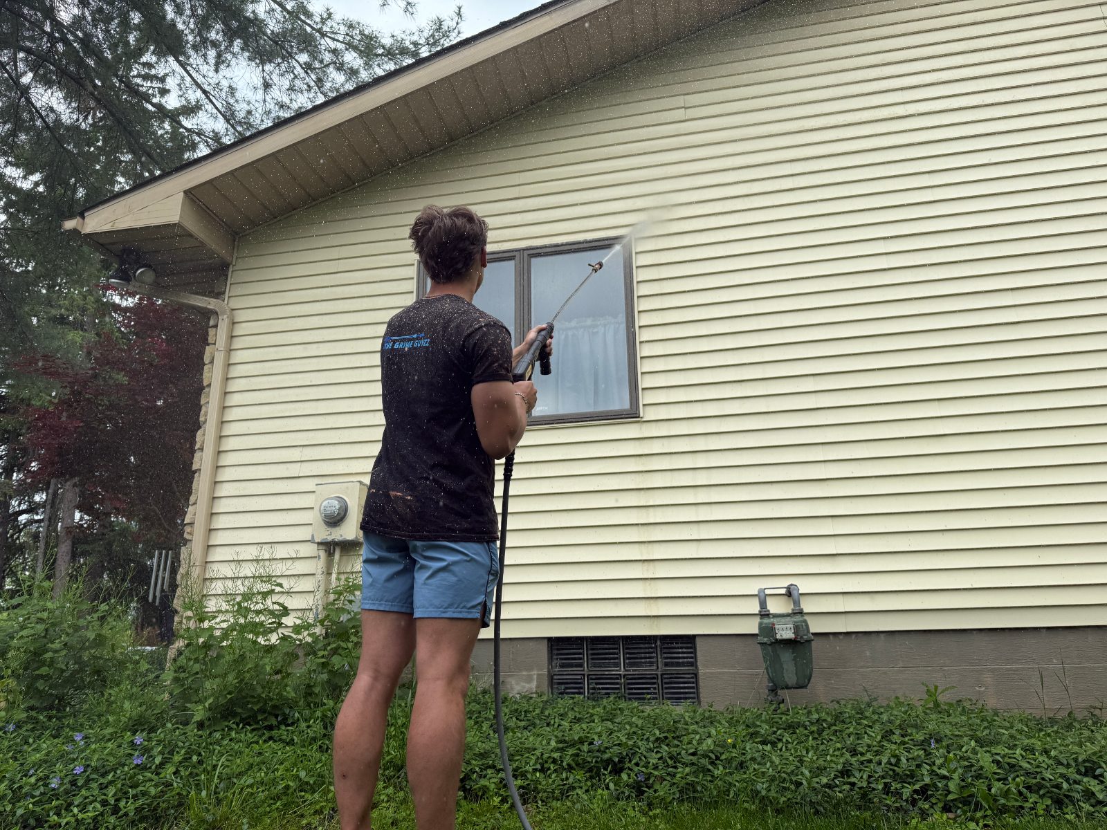 Grime Guyzz soft wash house exterior cleaning